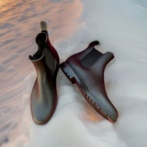 Capelli Women’s Ankle Rain Boots 10 Black Chelsea Pull-On Waterproof Commuter